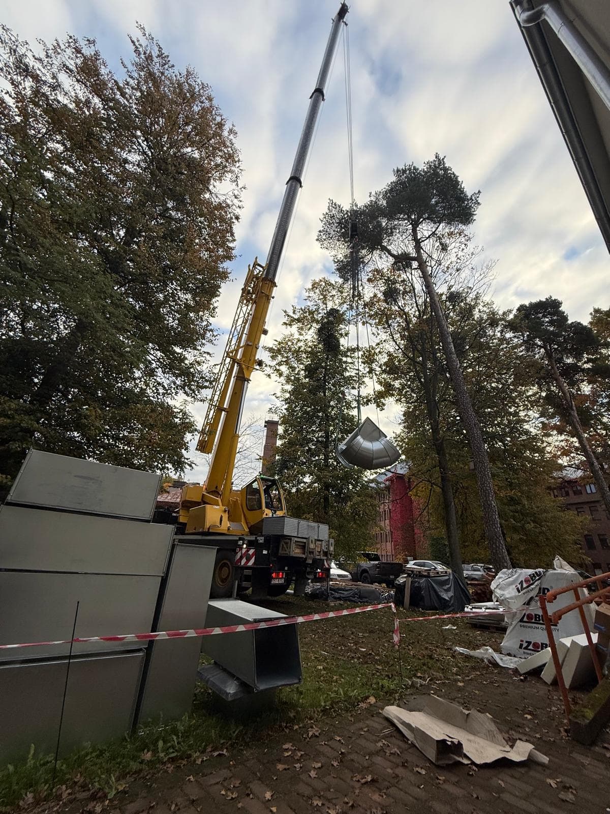 Montaż klimatyzacji na szpitalu w Strzelcach Opolskich